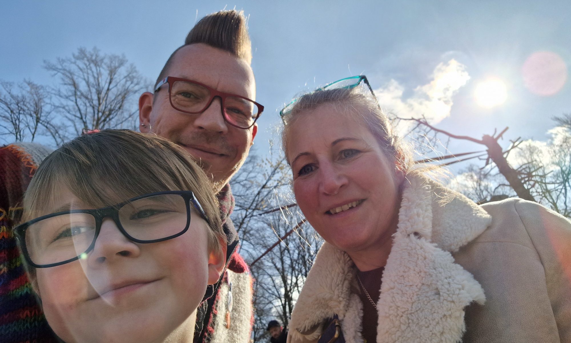 JoBe, Nicole Dahmen und Sascha von Gerishem. Foto: Sascha von Gerishem